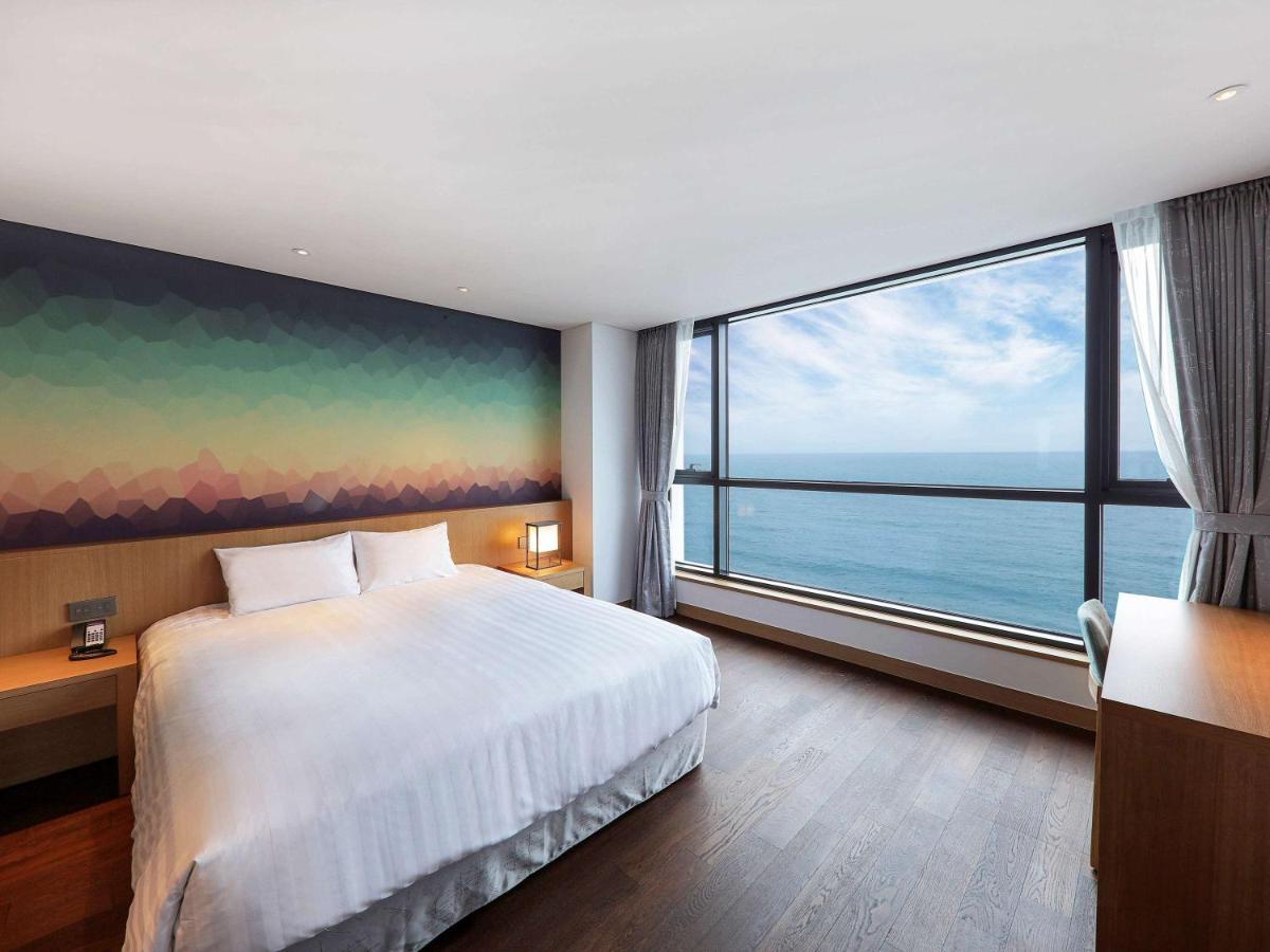 Mercure Ambassador Ulszan Kültér fotó