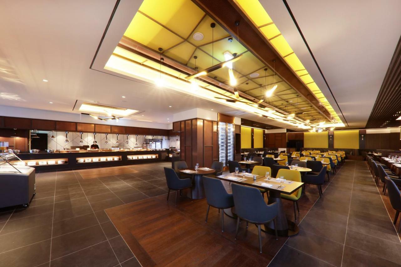 Mercure Ambassador Ulszan Kültér fotó